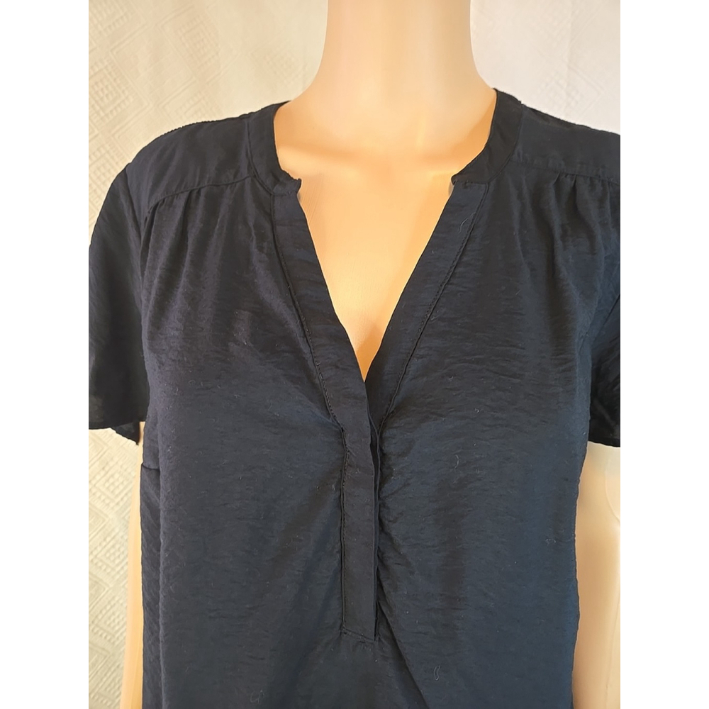 Torrid Size 0 Harper Blouse Black Crepe Flutter Sleeve Work Office Top - Picture 8 of 9